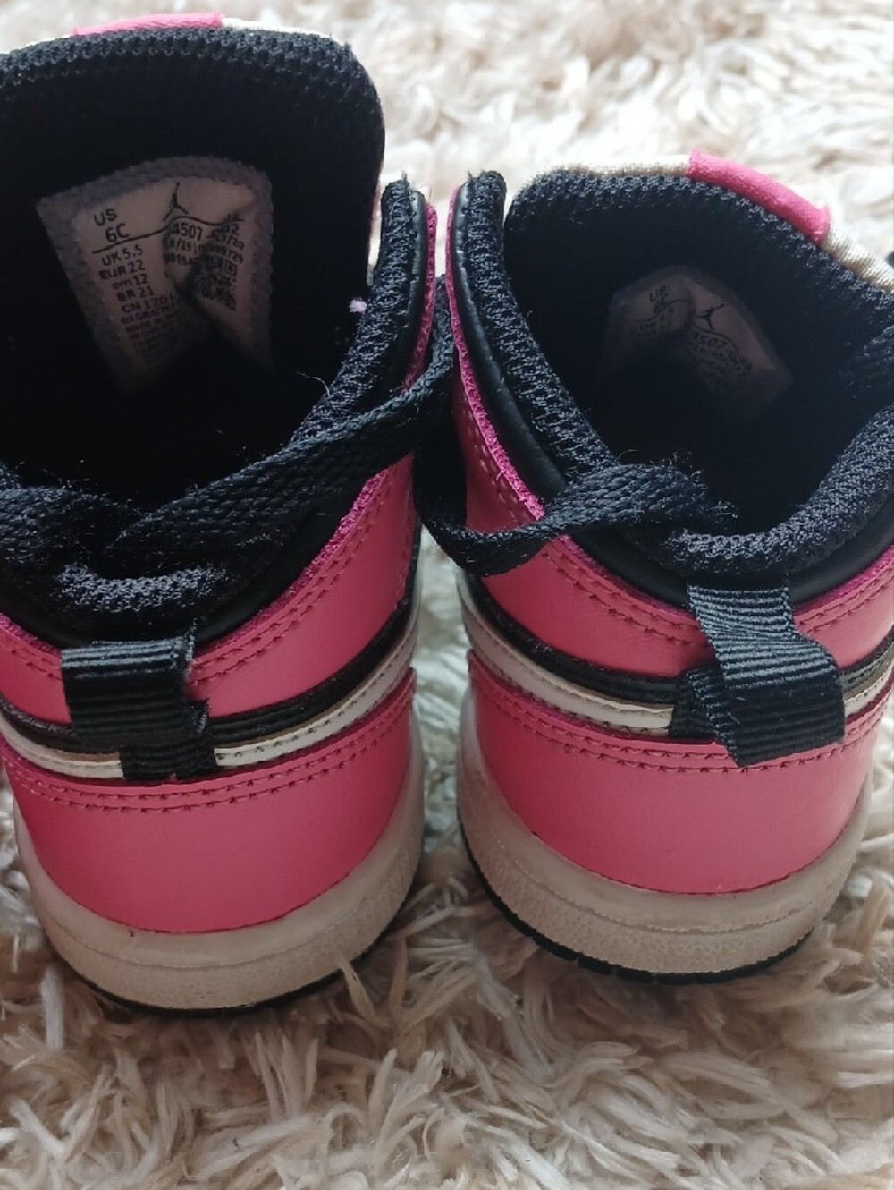 Toddler Girls Nike Sneaker Lot - Jordan 1 Mid & Air Max Pink Black Size 6 - Picture 9 of 9